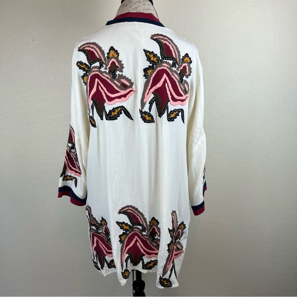 Anthro-Parodise- kimono style jacket with flower embroidery-Woman’s One size - Picture 14 of 14